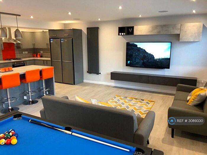 7 Bedroom Detached House To Rent In Charter Avenue, Coventry, CV4