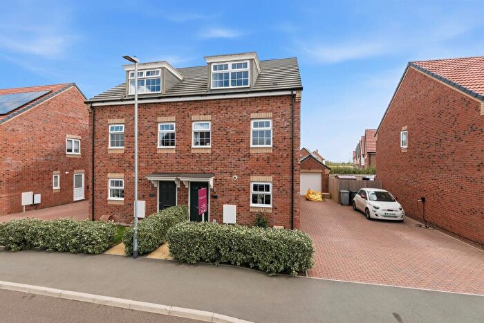 4 Bedroom Semi-Detached House For Sale In Orchard Way, Corby Glen, Grantham, NG33