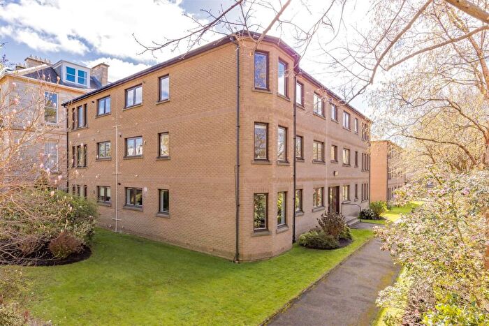 2 Bedroom Flat For Sale In Dun-Ard Garden, The Grange, Edinburgh, EH9