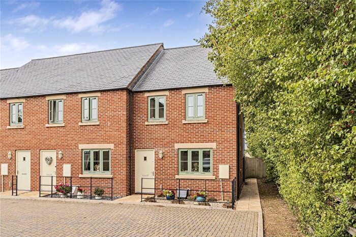 2 Bedroom End Of Terrace House For Sale In Harmer Close, Cirencester, Gloucestershire, GL7