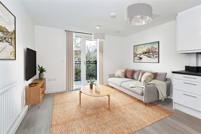 1 Bedroom Flat For Sale In Sunningdale Park, Berkshire, SL5