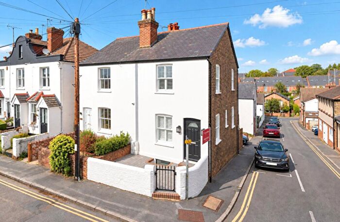 3 Bedroom Semi-Detached House For Sale In Addison Road, Guildford, GU1