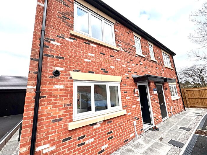 3 Bedroom Semi-Detached House To Rent In Broady Avenue, Northwich, CW9