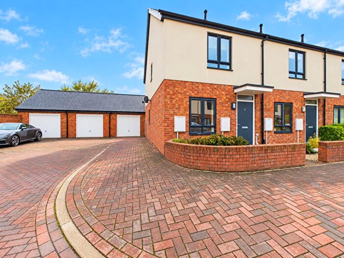 2 Bedroom End Of Terrace House To Rent In Gala Close, Cheltenham, Glos, GL50