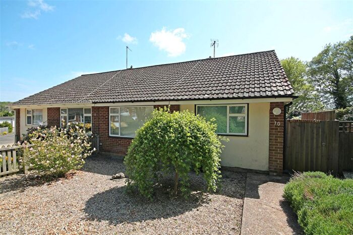 3 Bedroom Semi-Detached House For Sale In Ford Close, Bridge, CT4