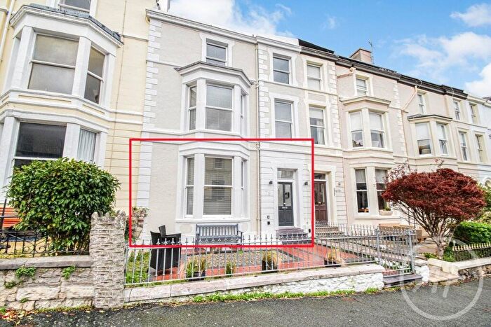 2 Bedroom Apartment For Sale In Church Walks, Llandudno, Conwy, LL30