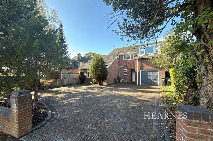 4 Bedroom Detached House For Sale In Copsewood Avenue, Queens Park, Bournemouth, BH8