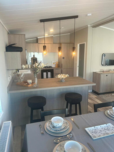 2 Bedroom Park Home For Sale In Kirkgunzeon, Scotland, DG2