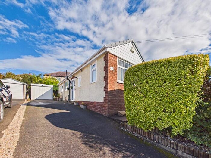 2 Bedroom Semi-Detached Bungalow For Sale In Thorn Close, Shipley, BD18