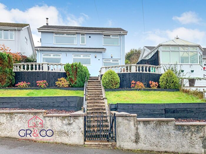 3 Bedroom Detached House For Sale In Cefn Parc, Tredegar, NP22