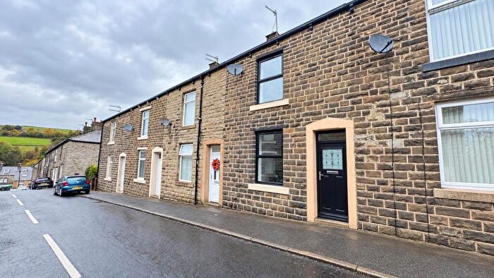 2 Bedroom Terraced House To Rent In Major Street, Rossendale, Lancashire, BB4