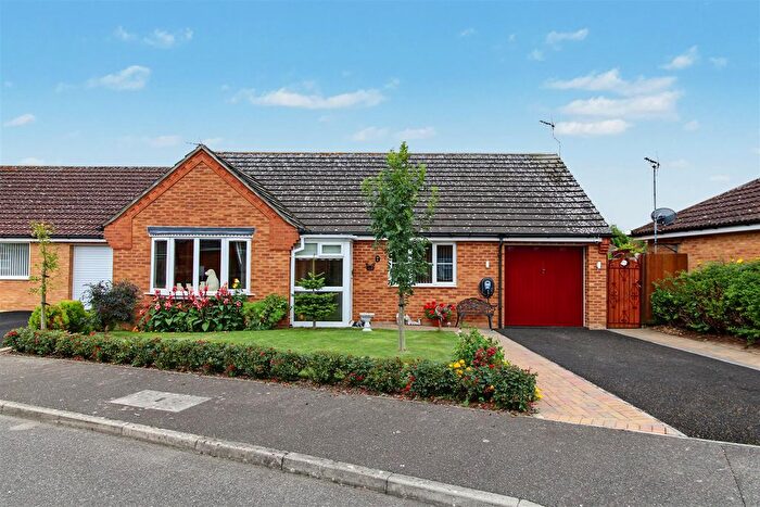 3 Bedroom Detached Bungalow For Sale In Nightingale Way, Sutton Bridge, Spalding, PE12