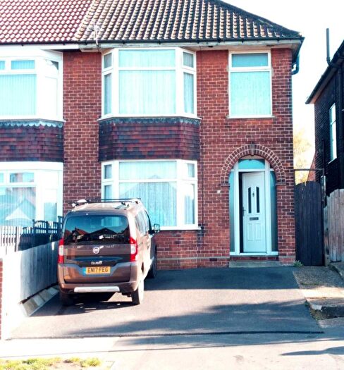 3 Bedroom Semi-Detached House To Rent In East Ipswich, IP3