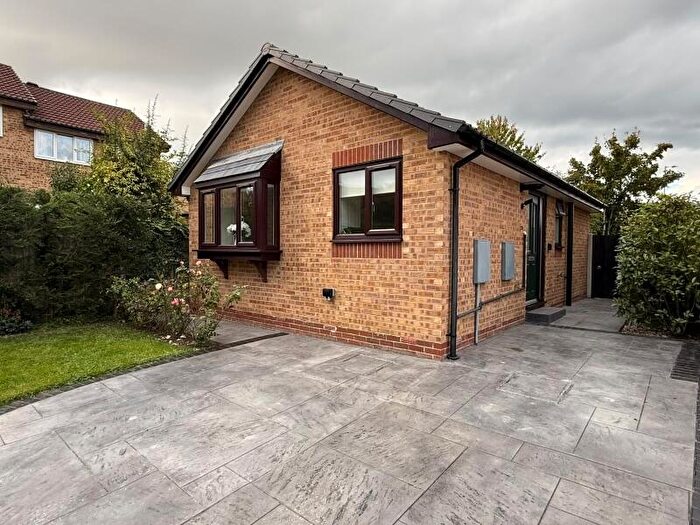 2 Bedroom Detached Bungalow For Sale In St Helens Close, Treeton, Rotherham, S60