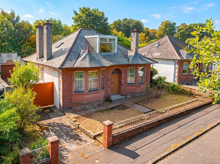 4 Bedroom Bungalow For Sale In Fennsbank Avenue, Rutherglen, Glasgow, G73