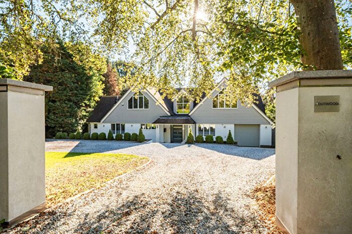 5 Bedroom Detached House For Sale In Veras Walk, Storrington, RH20