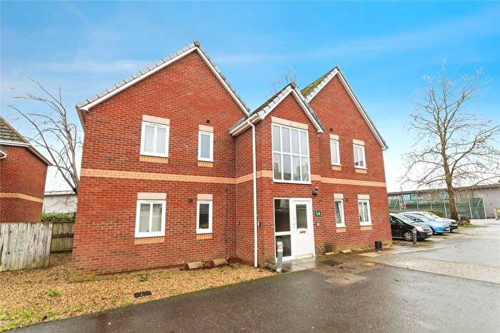 1 Bedroom Flat For Sale In Retail Park Close, Exeter, Devon, EX2