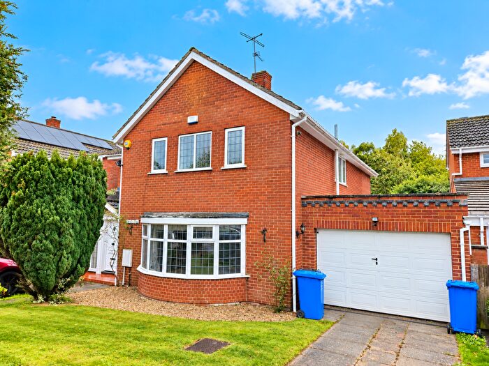 5 Bedroom Detached House To Rent In Hall Close, Kettering, NN15