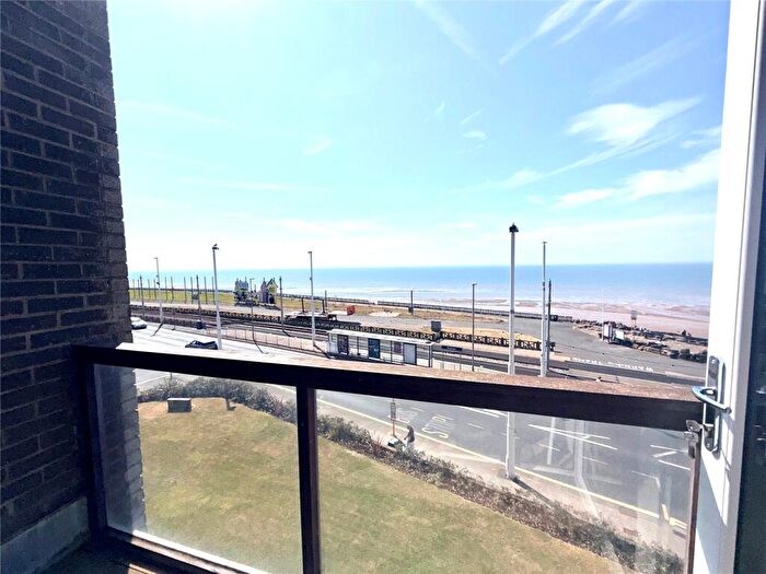 2 Bedroom Flat For Sale In Queens Promenade, Blackpool, Lancashire, FY2