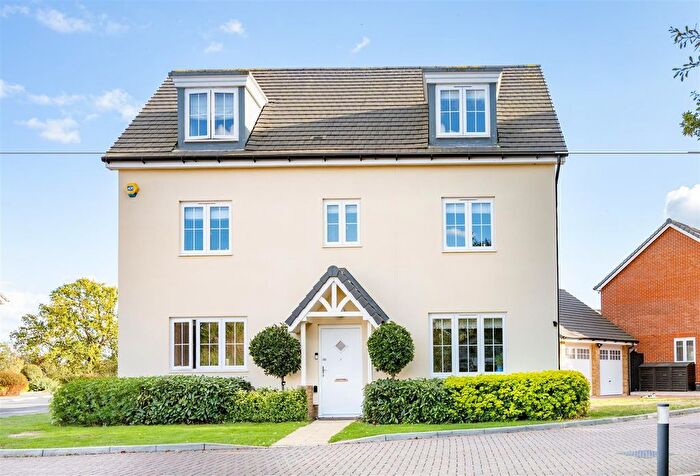 5 Bedroom Detached House For Sale In King Road, Staplehurst, Tonbridge, TN12
