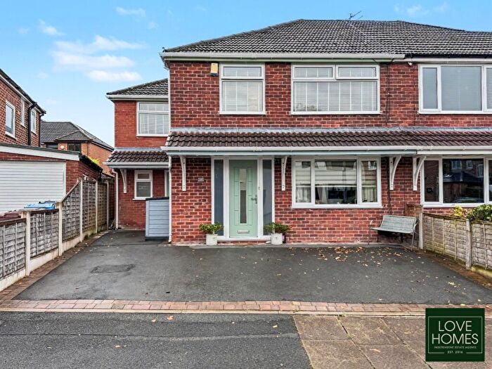 4 Bedroom Semi-Detached House For Sale In Brookside Crescent, Greenmount | Four Bedroom Semi Detached | Two Reception Rooms | Low Maintenance Gardens, BL8