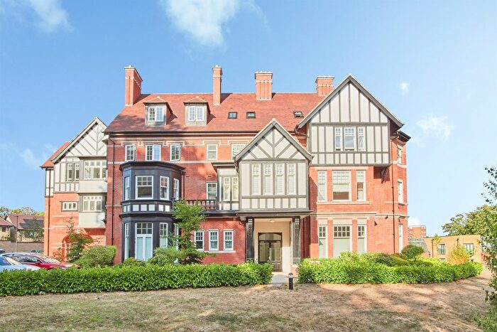 1 Bedroom Flat For Sale In New House Farm Drive, Northfield, Birmingham, B31