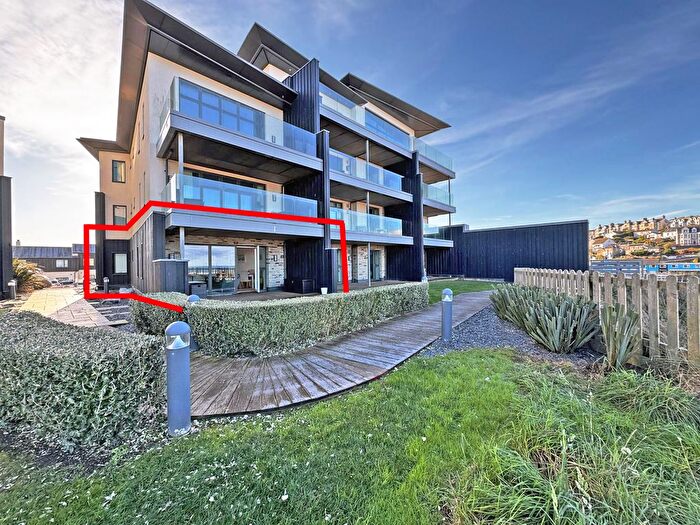 2 Bedroom Flat For Sale In The Dunes, Perranporth, Cornwall, TR6
