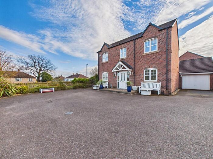 4 Bedroom Detached House For Sale In Richardson Way, Langley Country Park, Derby, DE22