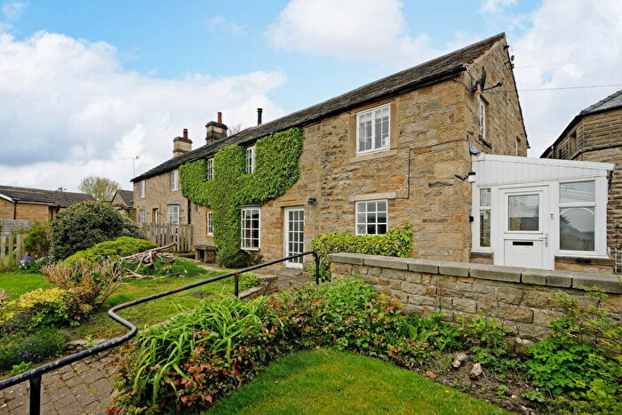 3 Bedroom Semi-Detached House For Sale In Over Road, Baslow, DE45
