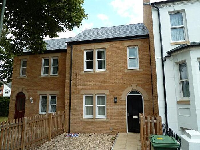 4 Bedroom House To Rent In Stanley Road, Cowley, Oxford, OX4