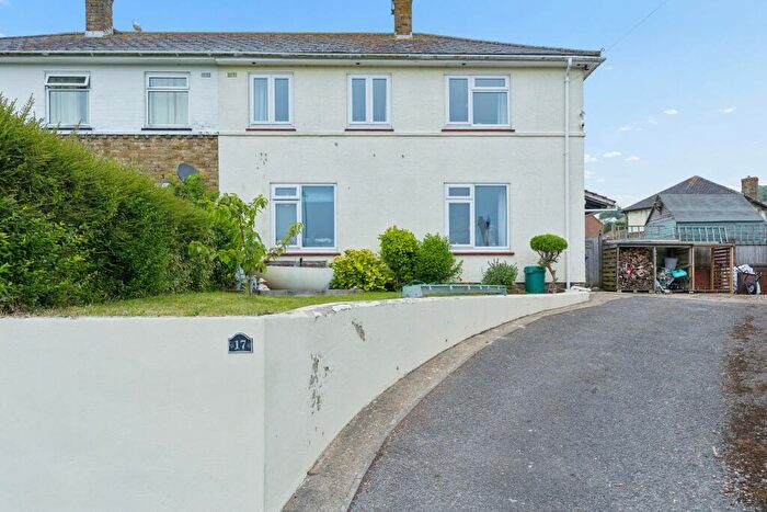 4 Bedroom Semi-Detached House For Sale In Selkirk Road, Dover, CT16