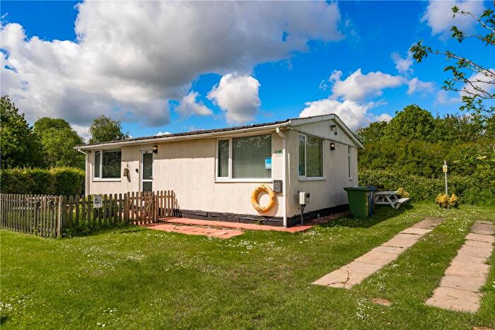 2 Bedroom Chalet For Sale In Humberston Fitties, Humberston, DN36