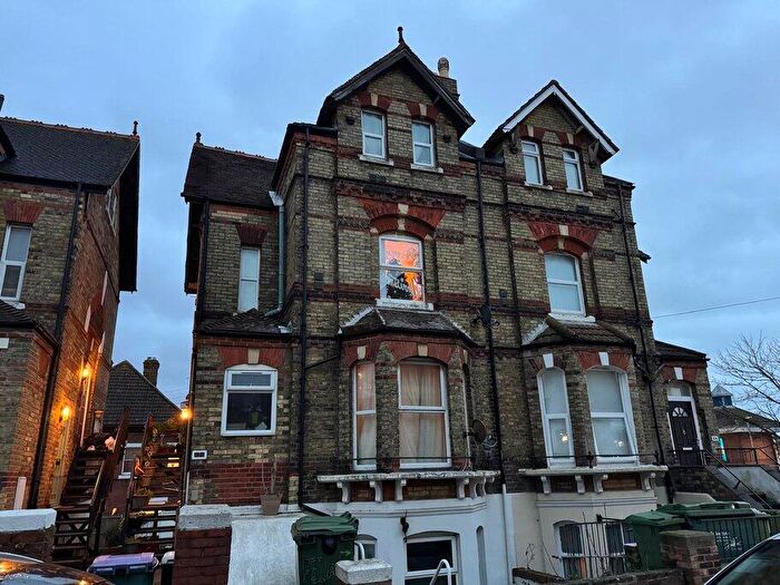 2 Bedroom Apartment To Rent In Guildhall Street, Folkestone, Kent, CT20