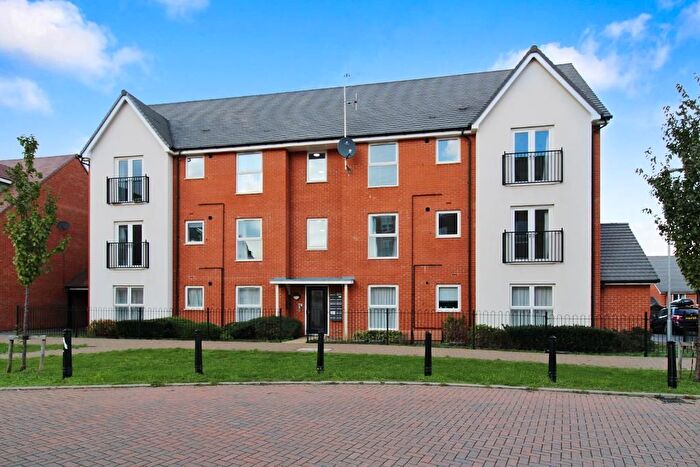 2 Bedroom Flat For Sale In Galapagos Grove, Newton Leys, Milton Keynes, Buckinghamshire, MK3