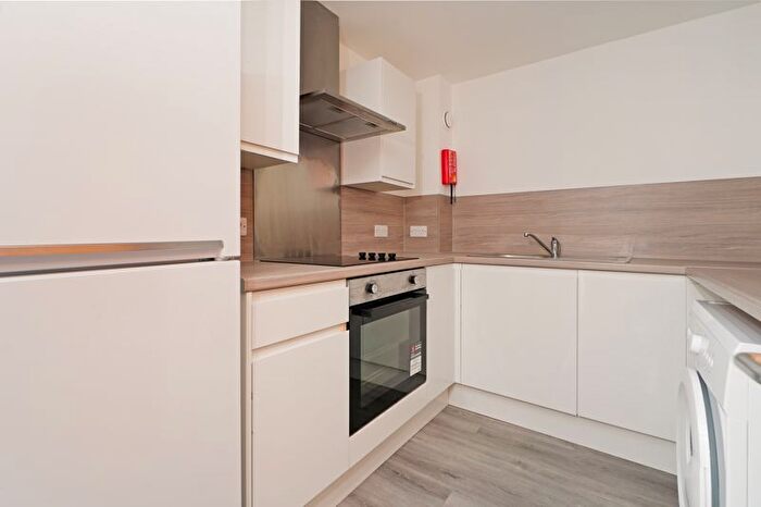 1 Bedroom Flat To Rent In Apt Phoenix Court, Sheffield, S1