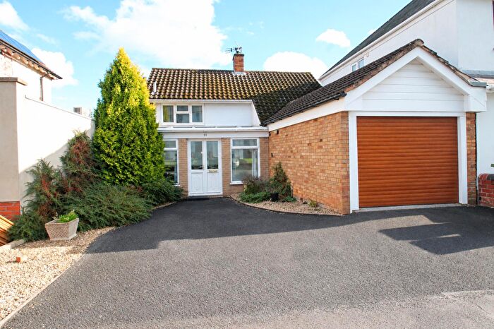 2 Bedroom Detached House For Sale In Waxland Road, Halesowen, B63