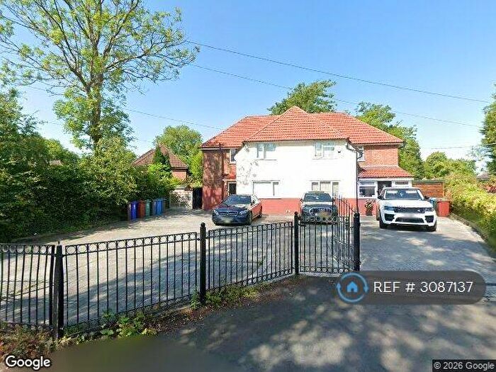 3 Bedroom Semi-Detached House To Rent In Birchfields Avenue, Manchester, M13