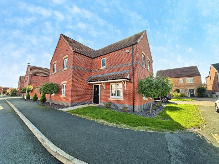 4 Bedroom Detached House For Sale In Kingfisher Way, Ollerton, Newark, NG22