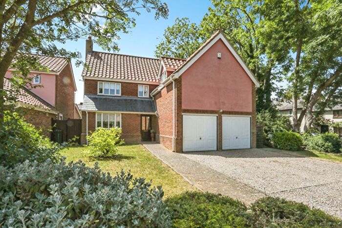 4 Bedroom Detached House For Sale In Old Orchard, Mendlesham, Stowmarket, Suffolk, IP14