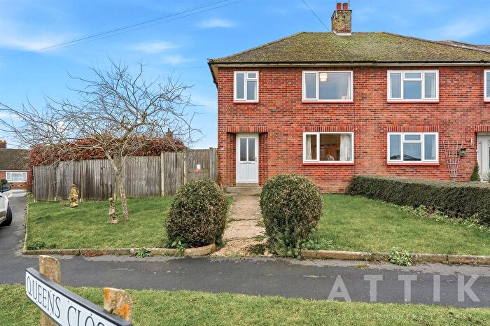 3 Bedroom Semi-Detached House For Sale In Queens Drive, Halesworth, IP19