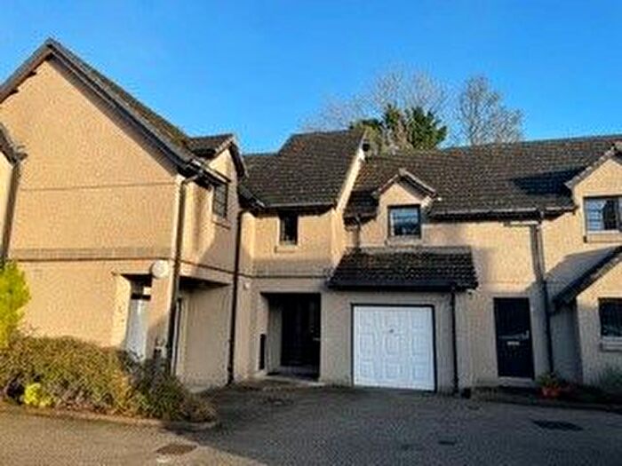 2 Bedroom Flat To Rent In Kennerty Court, Peterculter, Aberdeen, AB14