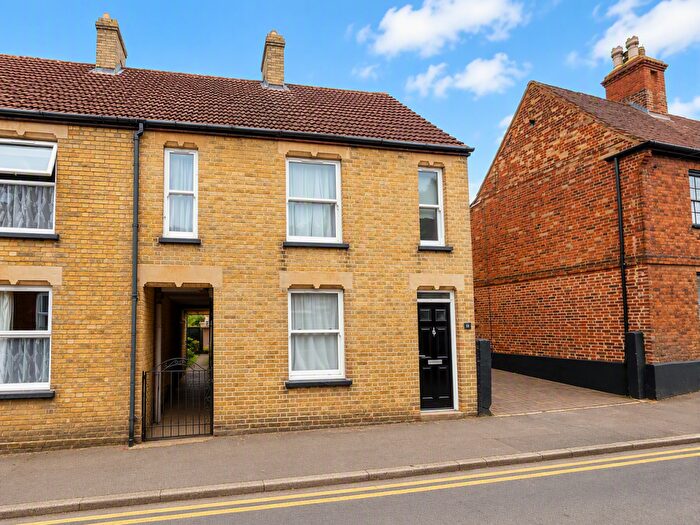 3 Bedroom End Of Terrace House For Sale In Mill Street, Gamlingay, SG19