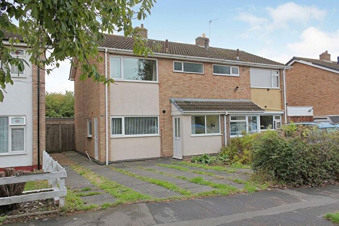 3 Bedroom Semi-Detached House For Sale In Coombe Rise, Oadby, LE2