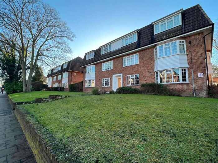 2 Bedroom Flat For Sale In Wolsey Court, London Road, Bromley, Kent, BR1