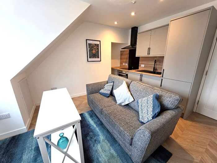 1 Bedroom Flat To Rent In Craig Place, Torry, Aberdeen, AB11