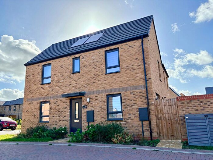 3 Bedroom Semi-Detached House For Sale In Sweet Gum Way, St. Neots, PE19