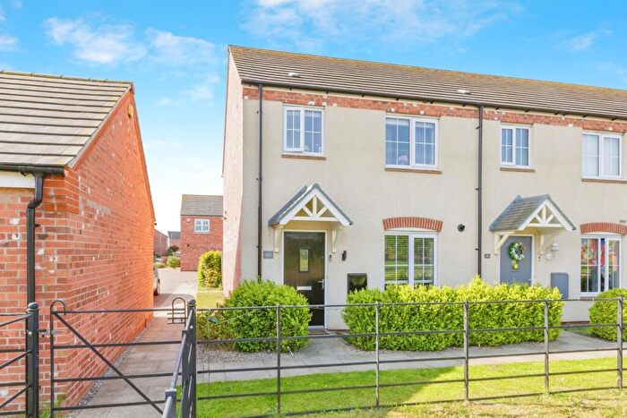 3 Bedroom End Of Terrace House For Sale In Linacre Crescent, Syston, Leicester, Leicestershire, LE7