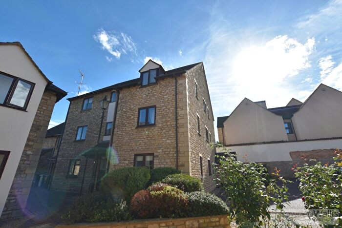 2 Bedroom Apartment For Sale In Phillips Court, Stamford, PE9
