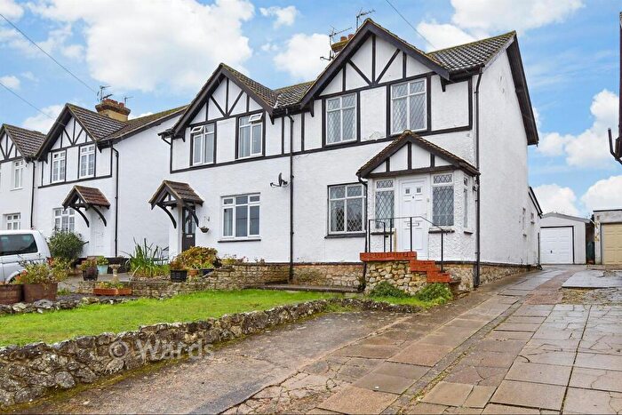 3 Bedroom Semi-Detached House For Sale In Busbridge Road, Loose, Maidstone, Kent, ME15