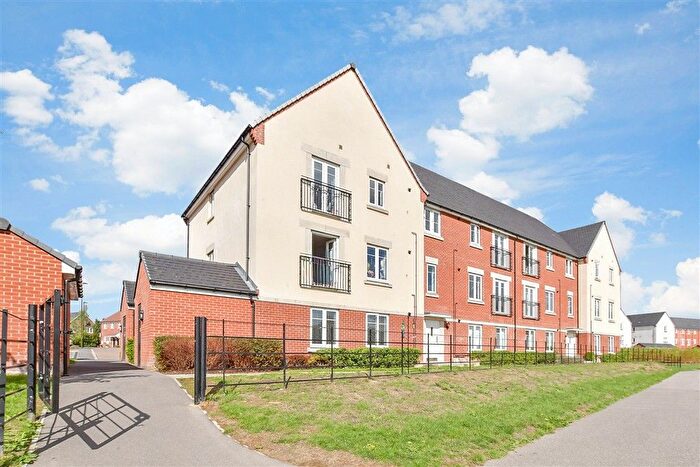 2 Bedroom Flat For Sale In Eames Way, Crawley, West Sussex, RH10